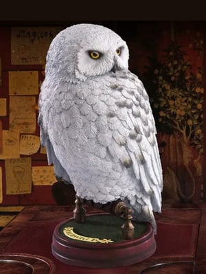 Hedwig Sculpture