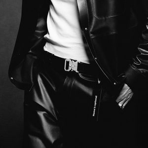 Home is Optional KeinxDesa Siyah Deri Anahtarlık