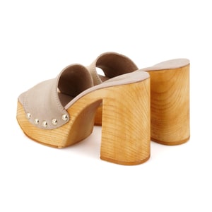 Kadın Bej Platform Topuklu Süet Deri Terlik