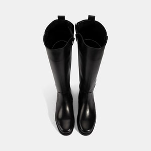 Kadın Siyah Metal Tokalı Kalın Topuklu Deri Çizme