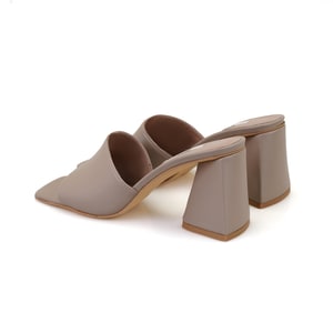 Kadın Vizon Topuklu Deri Terlik