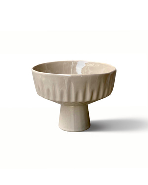 Bella Shallow Bowl in Beige