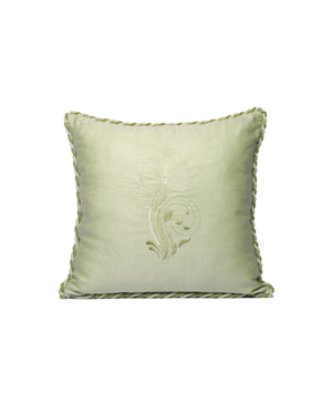 Kutnu Pillow