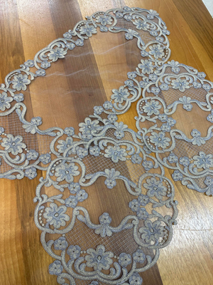 Ala Güpür Üç Parça Oval Set Gri