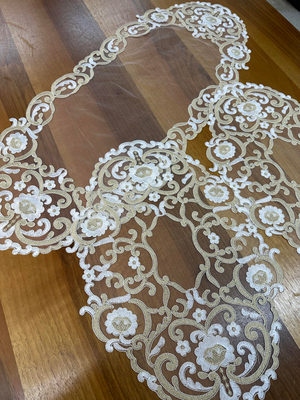 Krem Ala Güpür Üç Parça Oval Set Altın
