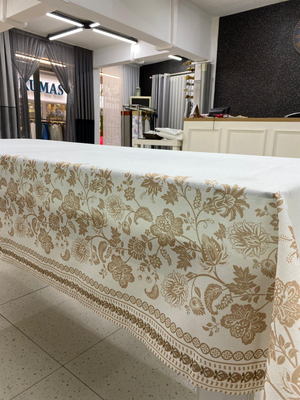 Bej Oryantal Çiçek Desenli Masa Örtüsü (Linen Kumaş)