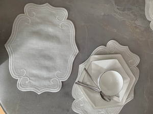Curly Nakış Detaylı Krem Linen Kumaş İkili Amerikan Servis