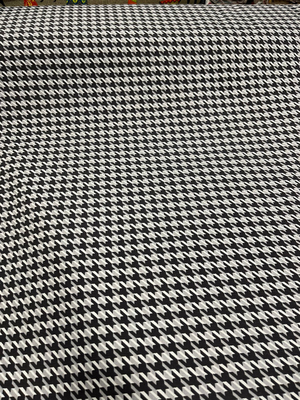 Gri Siyah Kazayağı Desenli Duck Keteni