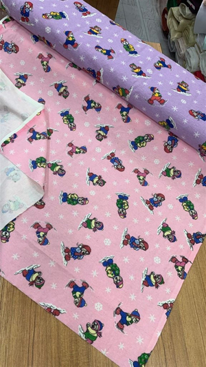 Pembe Kardaki Ayıcıklar Desenli Tek En