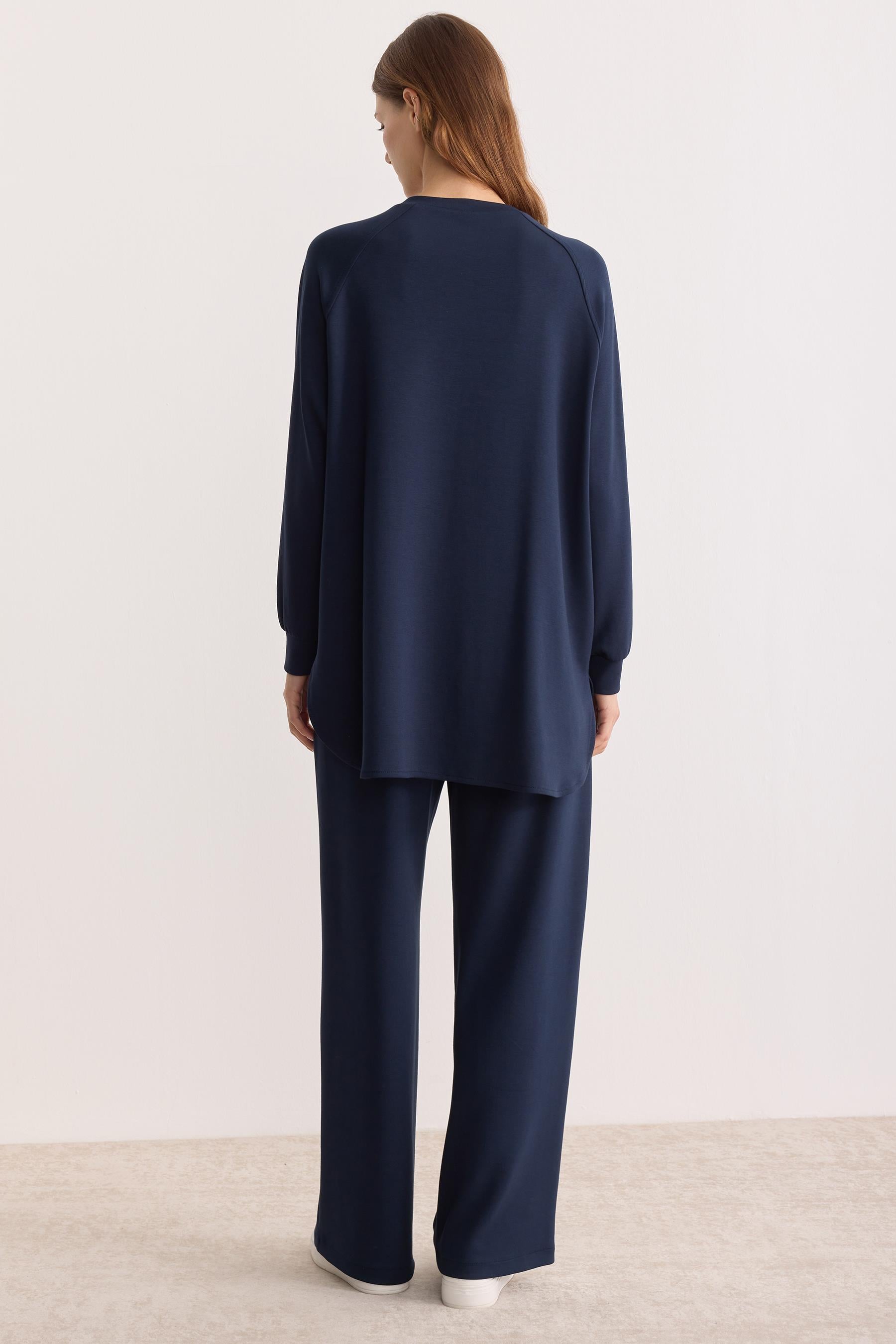Modal Basic Takım Lacivert
