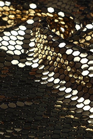 Petek Pullu Gold Örme Abiye Kumaş