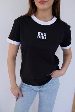 Siyah Kontrast Ve Yazı Detaylı T-Shirt