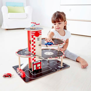 Hape Park & Go Oyuncak Garaj