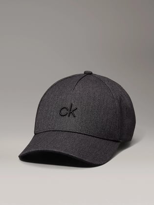 Calvin Klein Calvin Klein Kadın Keten Karışımlı Rahat Nefes Alabilen Kumaş CK Kabartmalı Ayarlanabilir Metal Tokalı Siyah Spor Şapka K60K613118-BEH