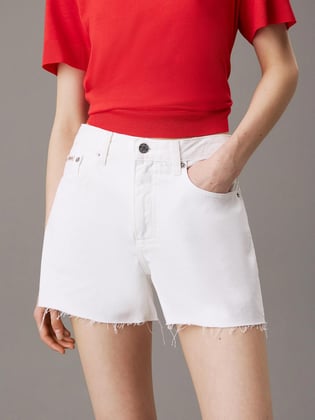Calvin Klein Calvin Klein Kadın Yüksek Bel Diz Üstü Düğme Kapama Cep Detay Beyaz Şort J20J225153-1AA