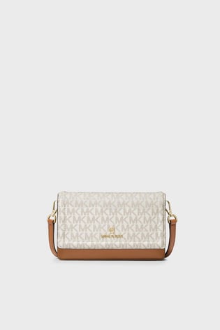 Michael Kors Michael Kors Kadın Metalik Kabartmalı Logo Desenli Kart Bölmeli Çıtçıt Kapamalı Fermuar Cepli %100 Deri Bej Omuz Çantası 32S1GT9C2B-VNLSFTPNK