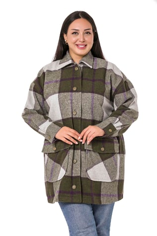 TEK KALANLARBüyük Beden Cep Süslemeli Oversize Oduncu Model Yeşil GömlekDISENTIS MODESTBüyük Beden Cep Süslemeli Oversize Oduncu Model Yeşil Gömlek