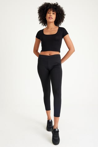 MH SİYAH U YAKA CROP