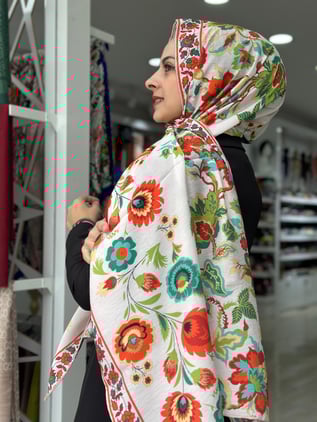 La Boutique Desenli Güz Şal 2400-02