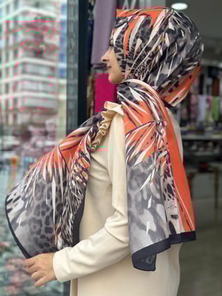 La Boutique Desenli Özel Seri Şal 2140-09