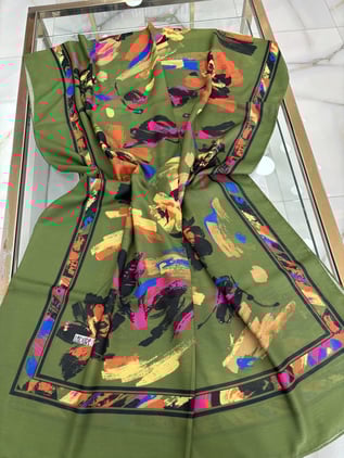 Ladure Desenli Butik Şal Yeşil Rengi