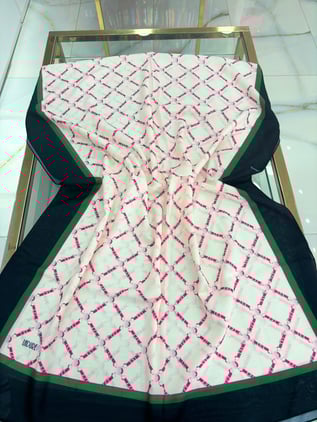 Ladure Logo Desenli Butik Şal Ekru Rengi