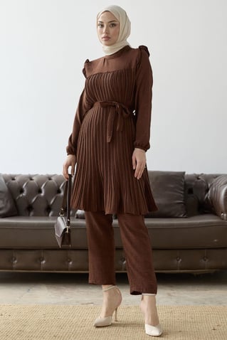 Front Pleated Ruffle Detail Brown Suit