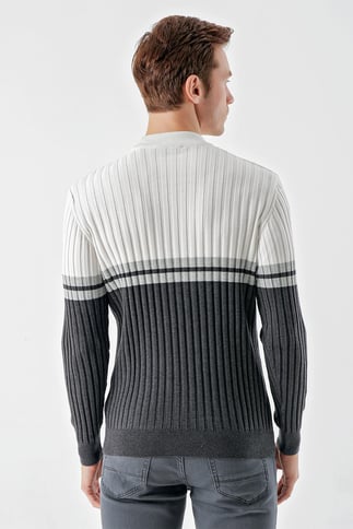 Morven Erkek Antrasit Trend Panolu Bato Yaka Dynamic Fit Rahat Kesim Triko