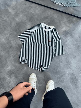 Yeşil Beyaz Çizgili Minimal Yazılı T-shirt