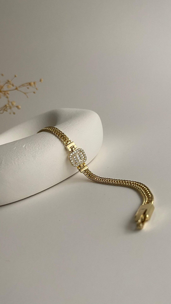 Gold kare taşlı zincir bileklik