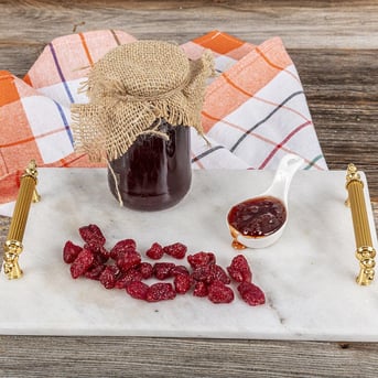 ÇİLEK EV REÇELİ 1 KG görseli.