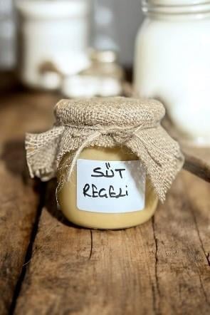 EV YAPIMI SÜT REÇELİ 1KG görseli.