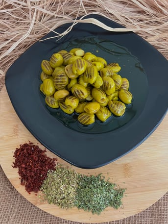 IZGARA ZEYTİN 1 KG görseli.