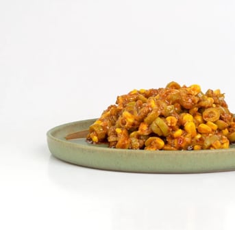 MISIRLI ZEYTİN SALATASI 1 KG görseli.