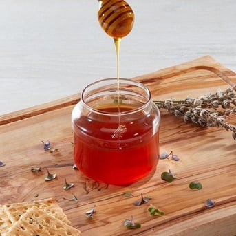 SÜZME KÖY BALI 500 GRAM görseli.