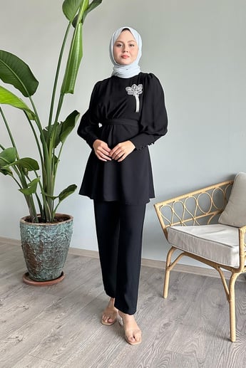 Half-Gathered Waist Black Two-Piece Set