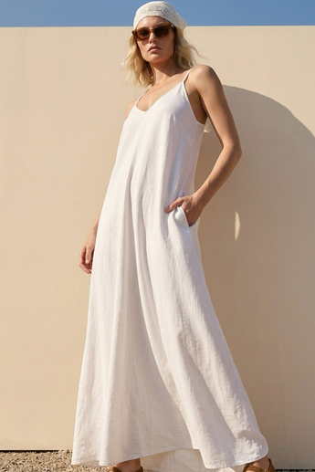 Beyaz Oversize Uzun Elbise