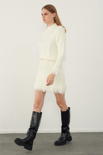 Ecru Tasseled Sweater Skirt Knitwear Set