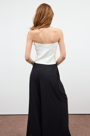 Ekru Triko Taşlı Crop Top