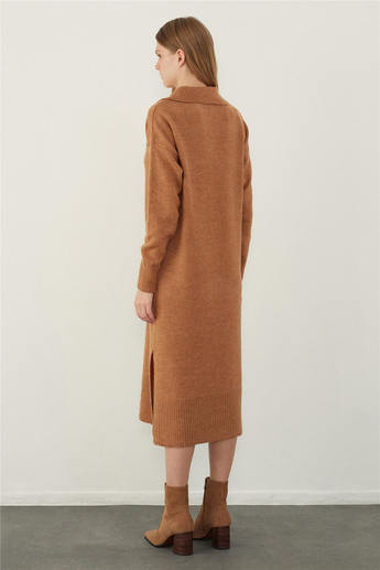 Kahverengi Polo Yaka Basic Midi Triko Elbise
