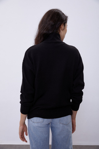 Black Turtleneck Basic Sweater SWK4302Sİ