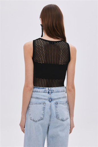 Siyah Çıtçıtlı Triko Body