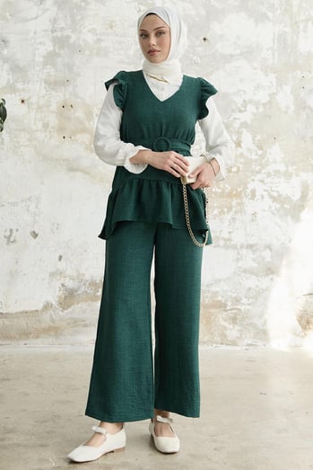 Triple Frilled Shoulder Emerald Green Set