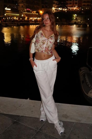 Beyaz Beli Büzgülü Wide Leg Kumaş Pantolon MG1950