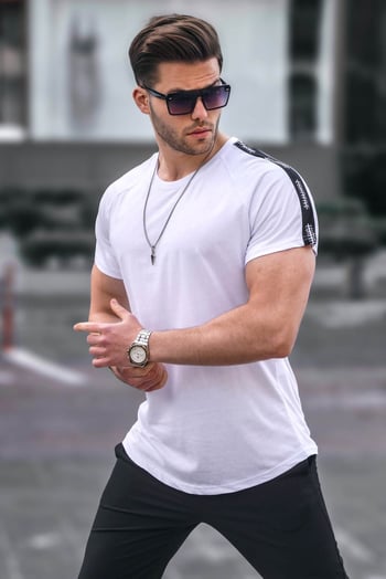 Beyaz Kol Detaylı Regular Fit Erkek Tişört 4633
