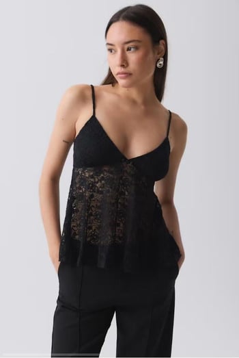 Siyah Askısı Ayarlanabilir Dantelli Bluz MG2348