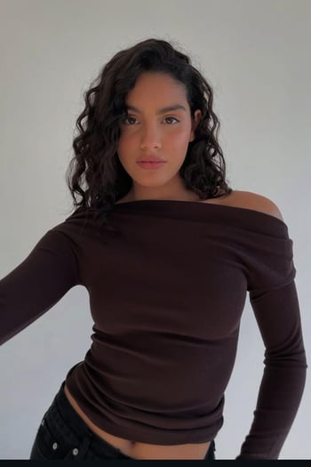 Kahverengi Kadın Off Shoulder Uzun Kollu Bluz MG2567