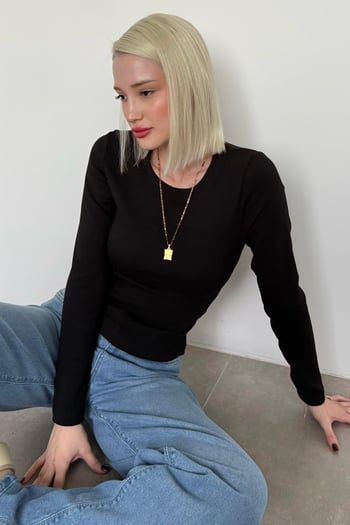 Siyah Bisiklet Yaka Slim Fit Kadın Body MG2564