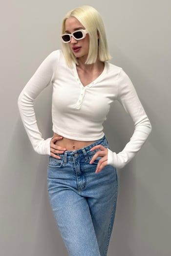 Beyaz V Yaka Uzun Kollu Düğme Detaylı Kaşkorse Bodysuit MG2194
