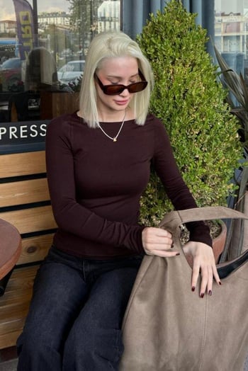 Acı Kahve Kayık Yaka Uzun Kollu Body MG2627